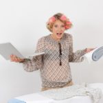 「同時に」って英語で言うと?