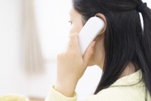 電話で「～さんでしょうか？」って英語で言うと？